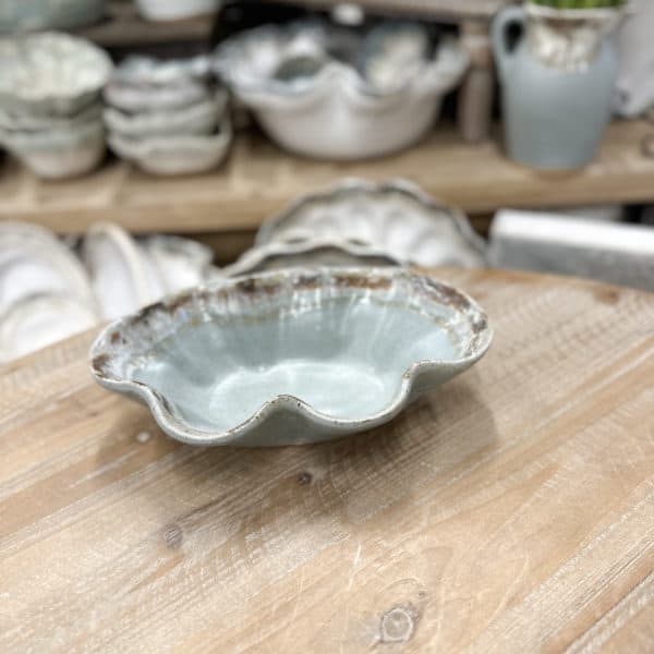 Etta B Flutter Dish