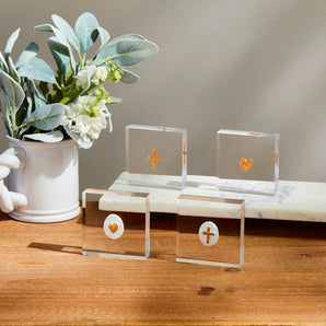 Mini Heart Acrylic Sitter