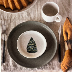 Pacifica Christmas Tree Set of 4 Plates