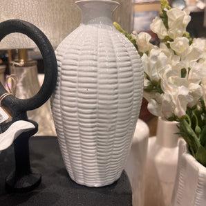 Artisian Carvings Vase-5