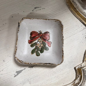 Etta B Merry Mistletoe Dish