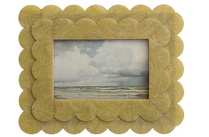 Layer Scallop 4x6 Photo Frame