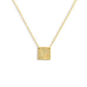 Daisy Charm Gold Necklace