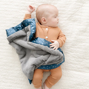 Saranoni Satin Back Twinkle Star Mini Blanket