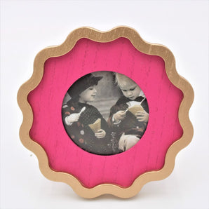 Wood Scalloped Fuchsia Picture Frame