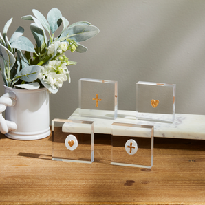 Mini Intag Heart Acrylic Sitter
